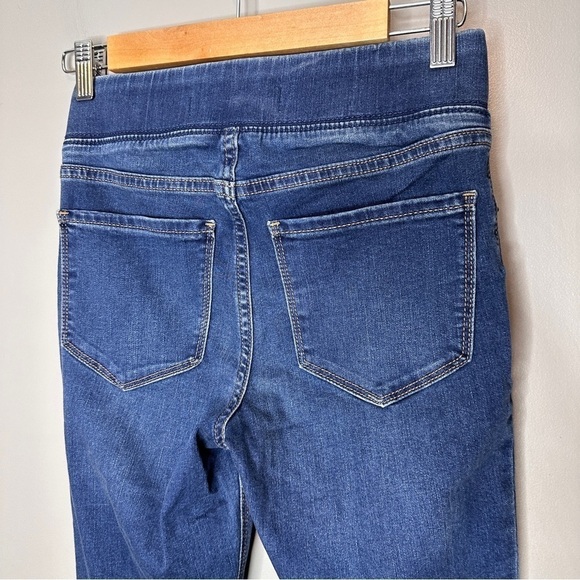 Old navy rockstar super skinny jeggings - Picture 5 of 6